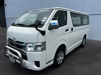 Toyota Hiace 2022 photo 3