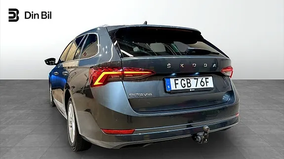 Skoda Octavia 2021 photo 3