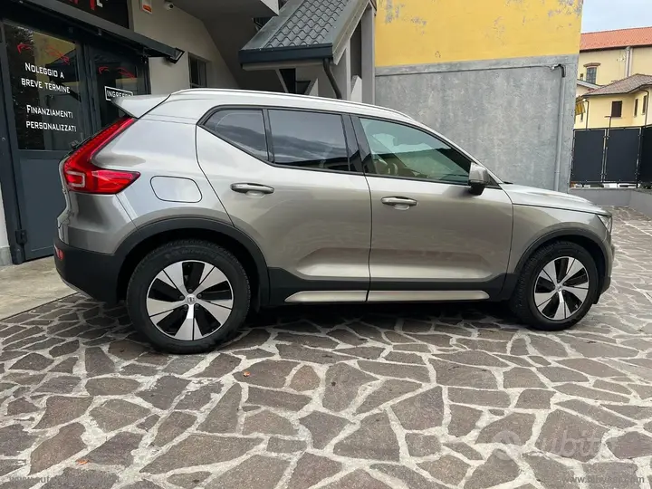 Volvo Xc40 2021 photo 4