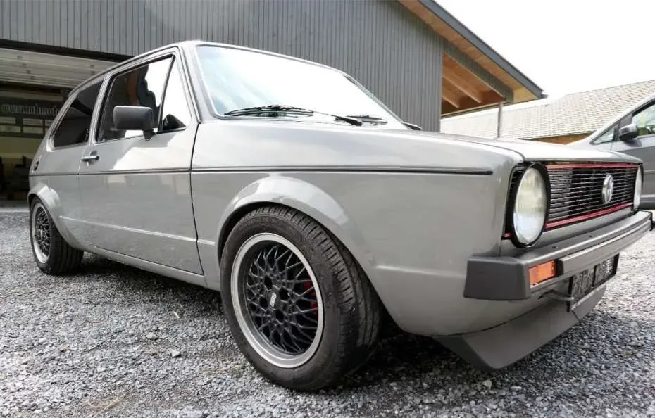 Volkswagen Golf 1982 photo 2