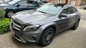 Mercedes-Benz Gla220