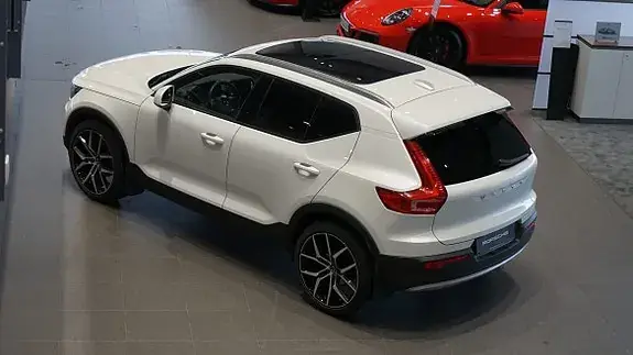 Volvo Xc40 2021 photo 2