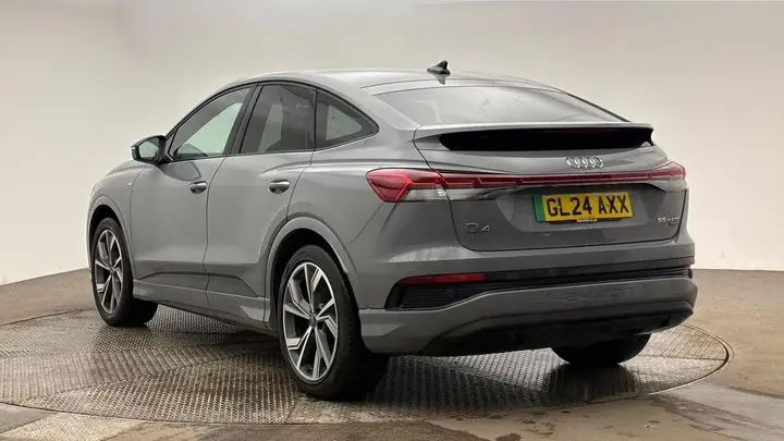 Audi Q4 E-Tron 2024 photo 3