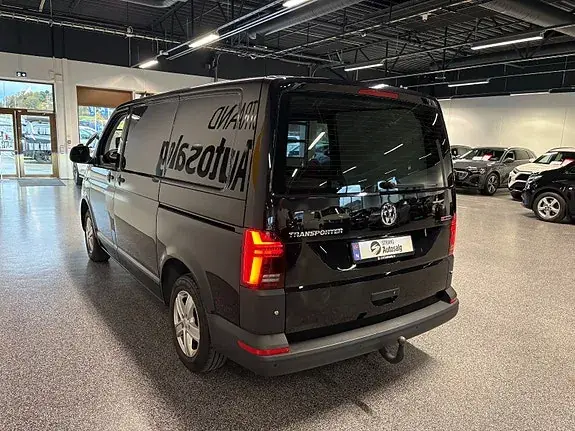 Volkswagen Transporter 2023 photo 5