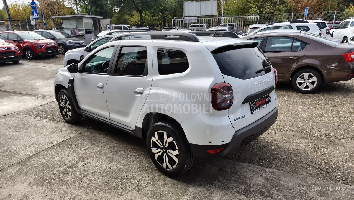 Dacia Duster 2023 photo 4