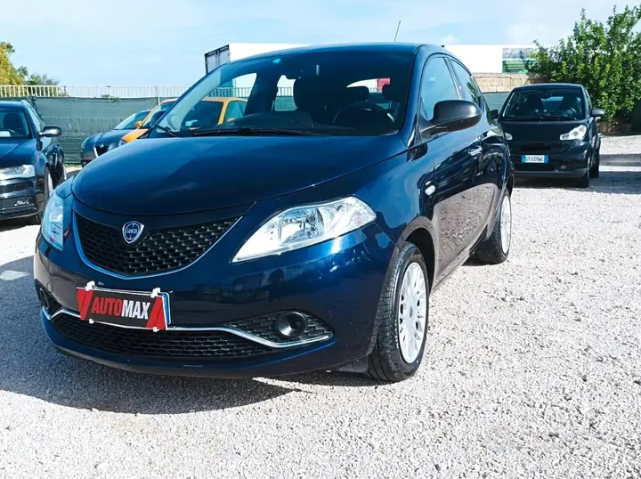 Lancia Ypsilon 2016 photo 3