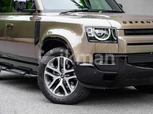 Land Rover Defender 2023 photo 4