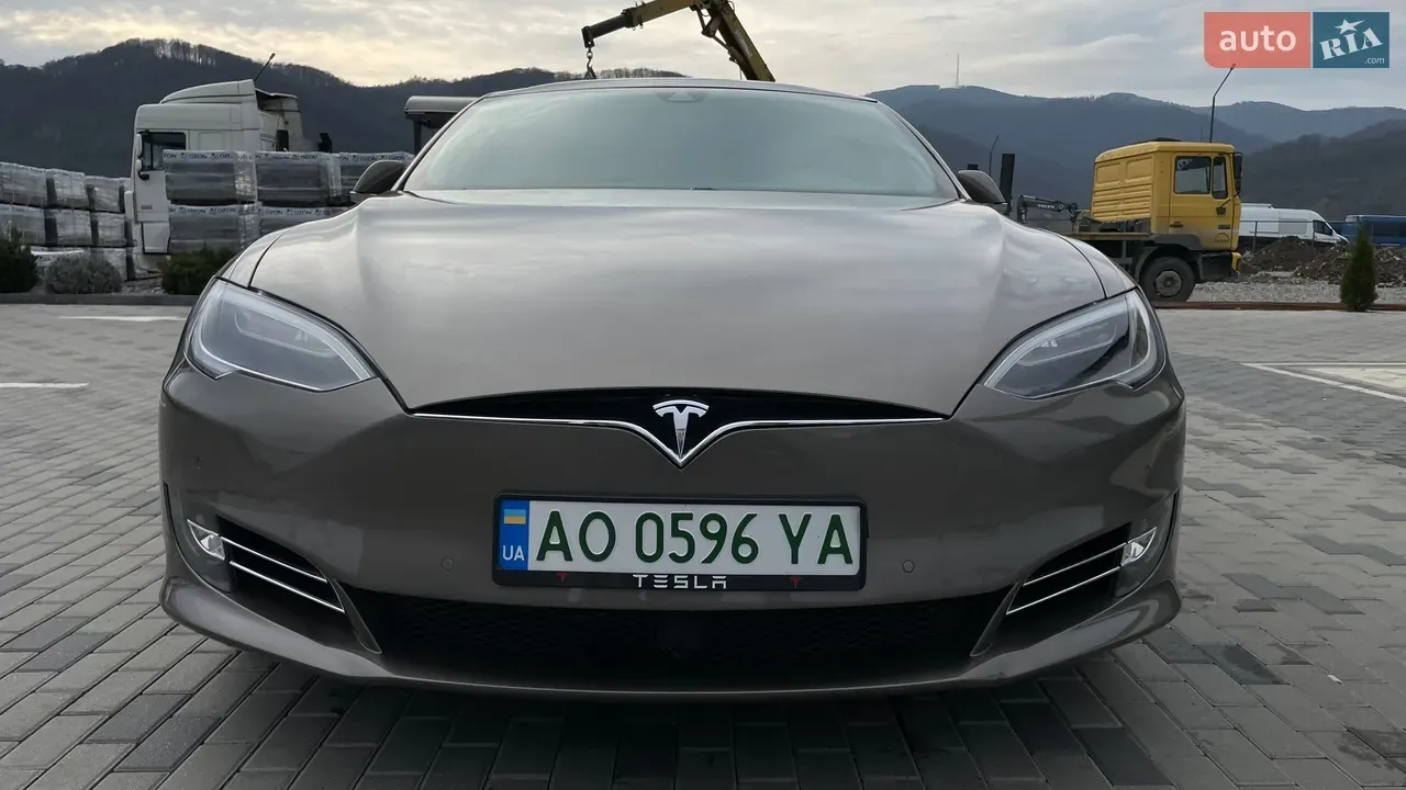 Tesla Model S 2016 photo 3