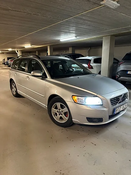 Volvo V50