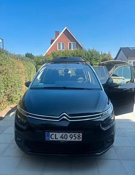 Citroen C4 Picasso 2018 photo 2