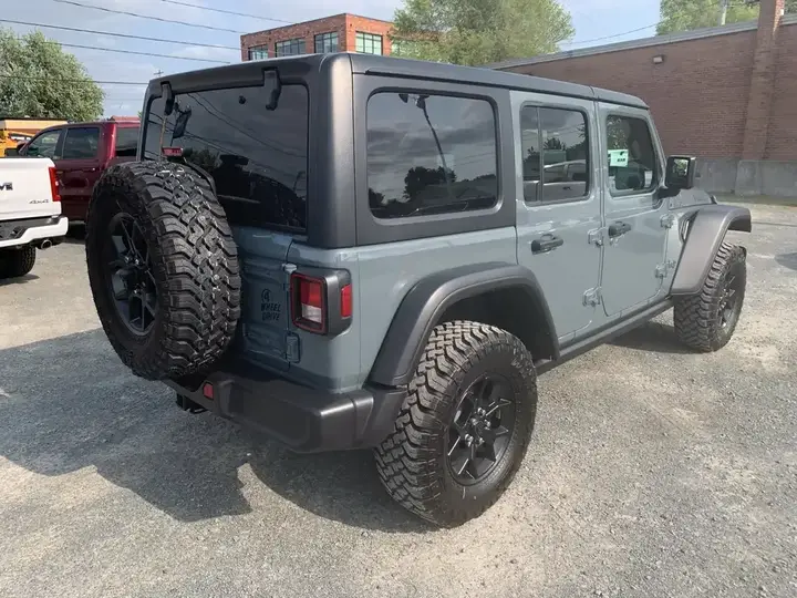 Jeep Wrangler 2025 photo 4