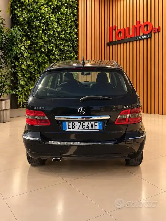 Mercedes-Benz B 180 2008 photo 2