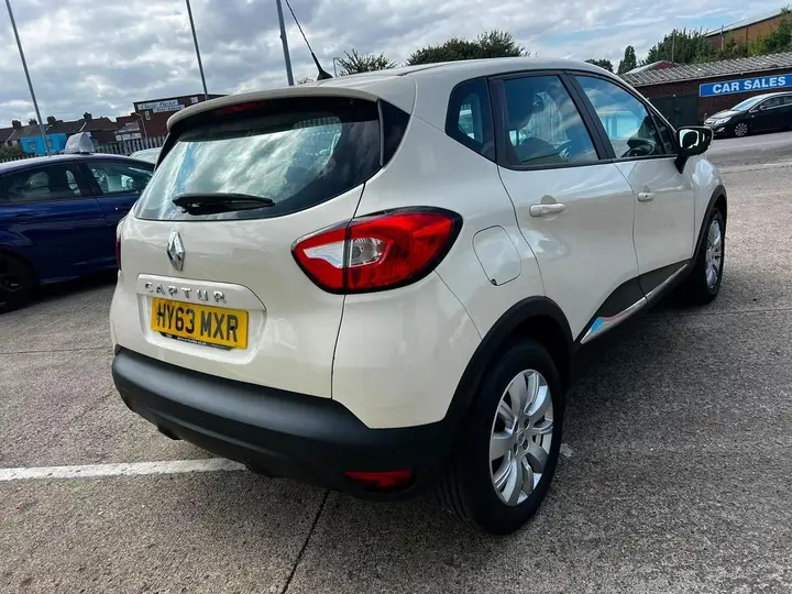 Renault Captur 2013 photo 4