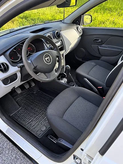 Dacia Sandero 2014 photo 4