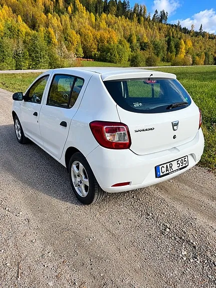 Dacia Sandero 2014 photo 3