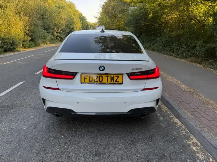 BMW 3 Series 2020 photo 5