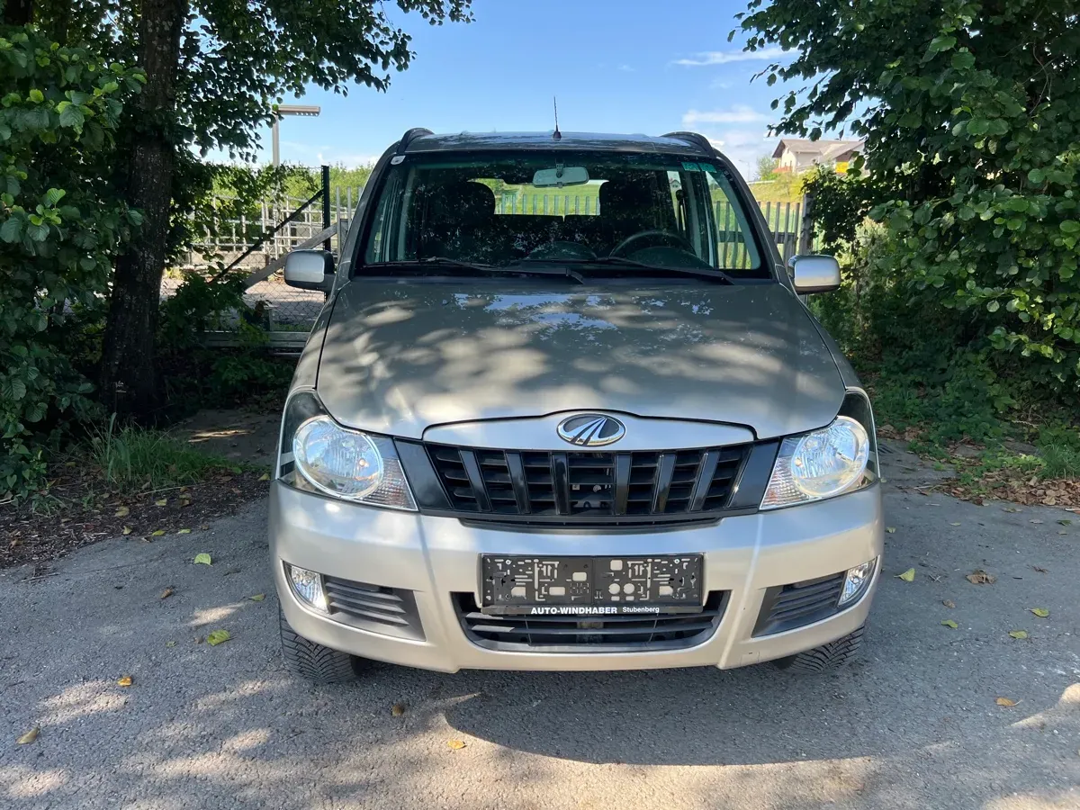 Mahindra Quanto C8 N1 Lkw 2016 photo 2