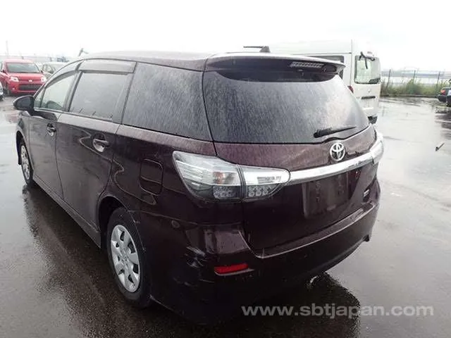 Toyota Wish X 2013 photo 3