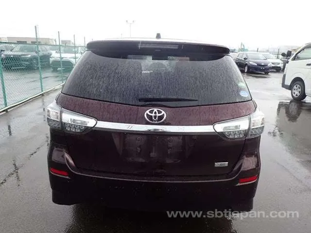 Toyota Wish X 2013 photo 5