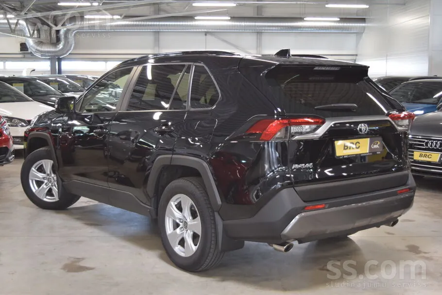 Toyota Rav 4 2020 photo 2