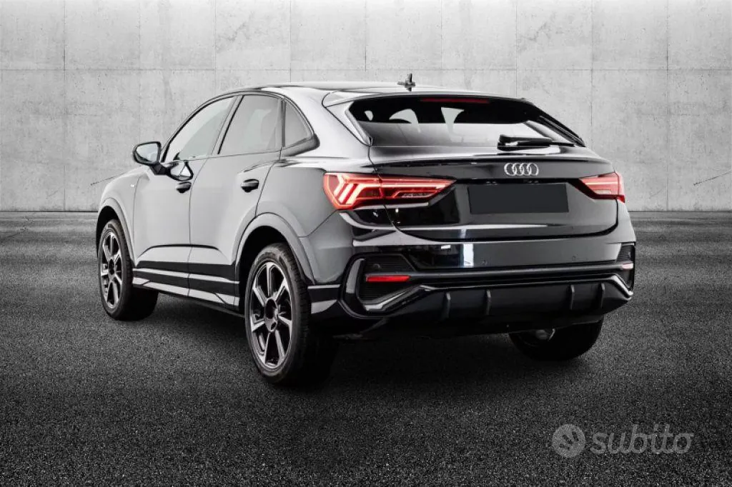 Audi Q3 2021 photo 4