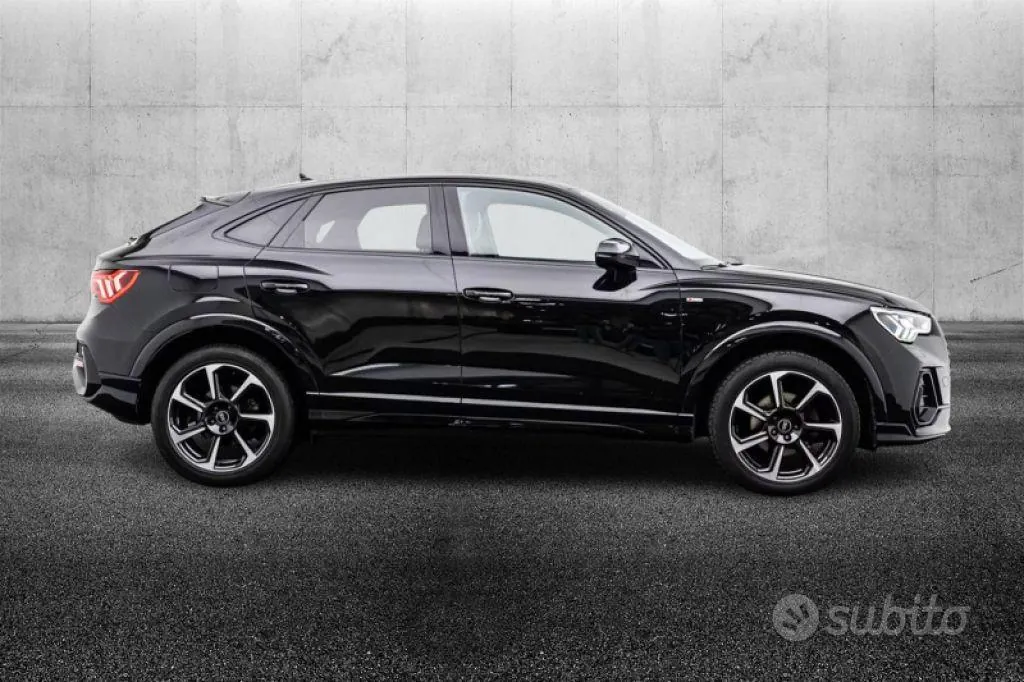Audi Q3 2021 photo 5
