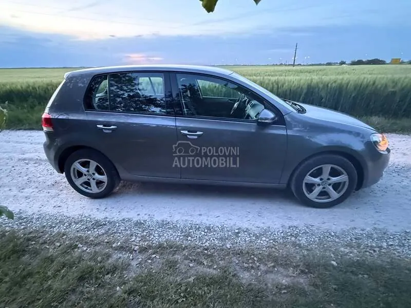 Volkswagen Golf 2009 photo 4