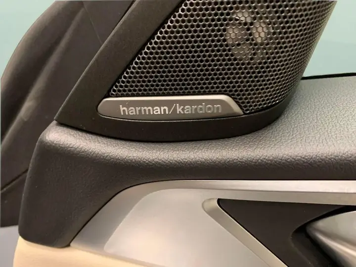 BMW I4 M50 2022 photo 5