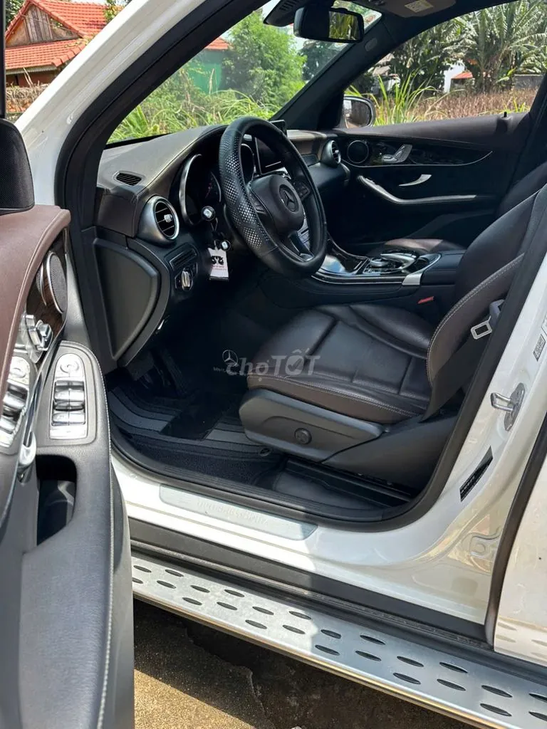 Mercedes-Benz Glc 2019 photo 2