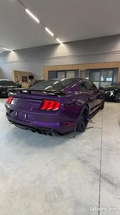 Ford Mustang 2020 photo 2