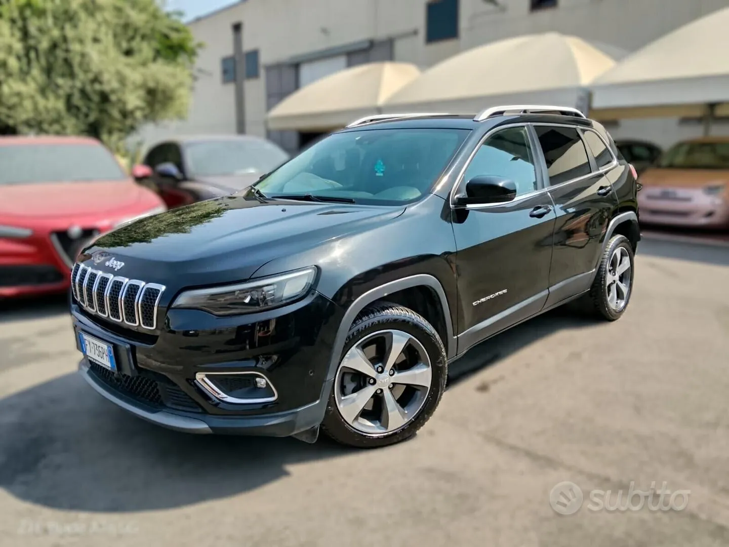 Jeep Cherokee 2019 photo 2