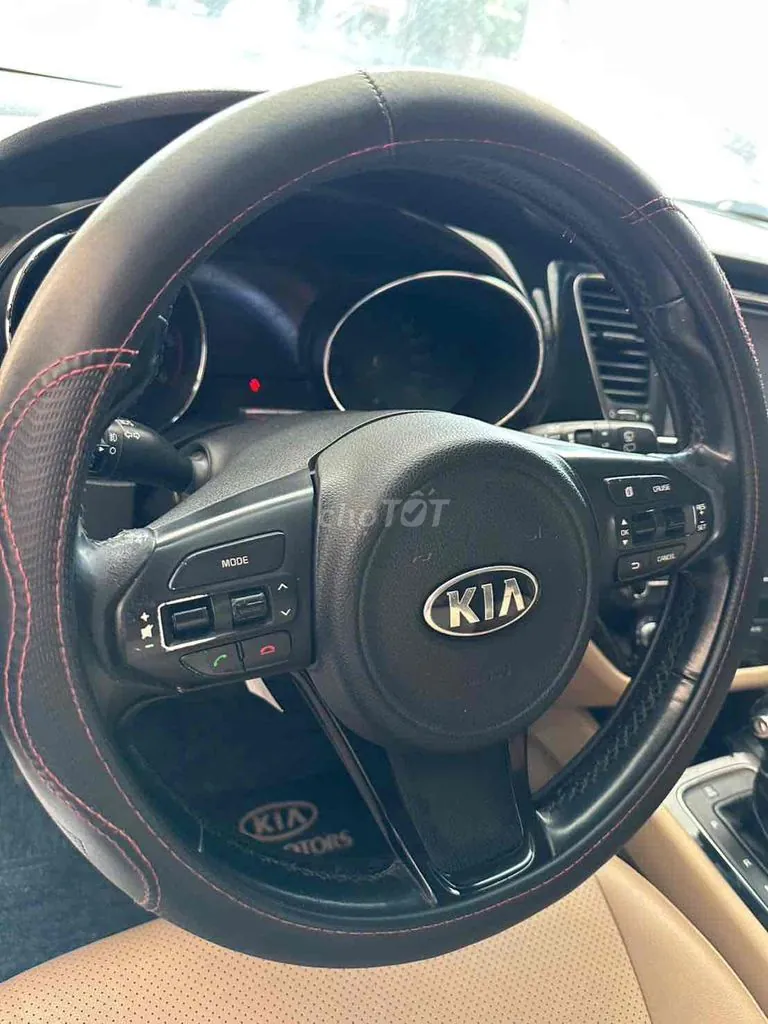 Kia Sedona 2017 photo 4