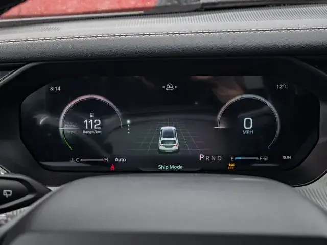 Jeep Cherokee 2026 photo 4