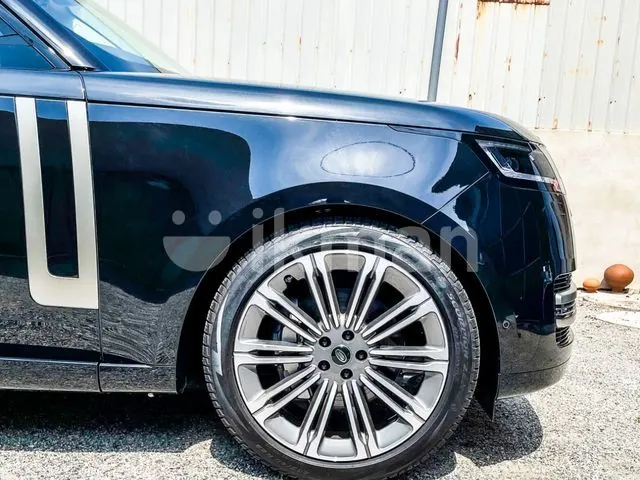 Land Rover Range Rover 2025 photo 3