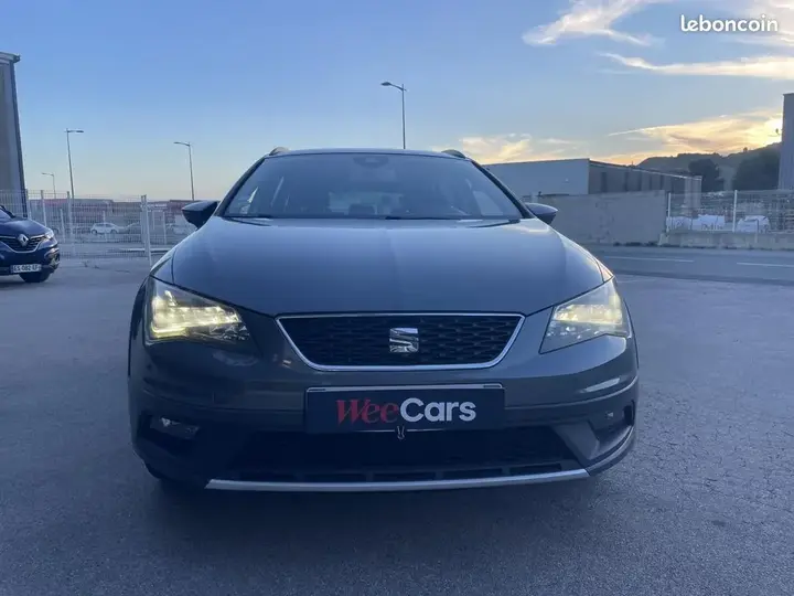 Seat Leon 2015 photo 2