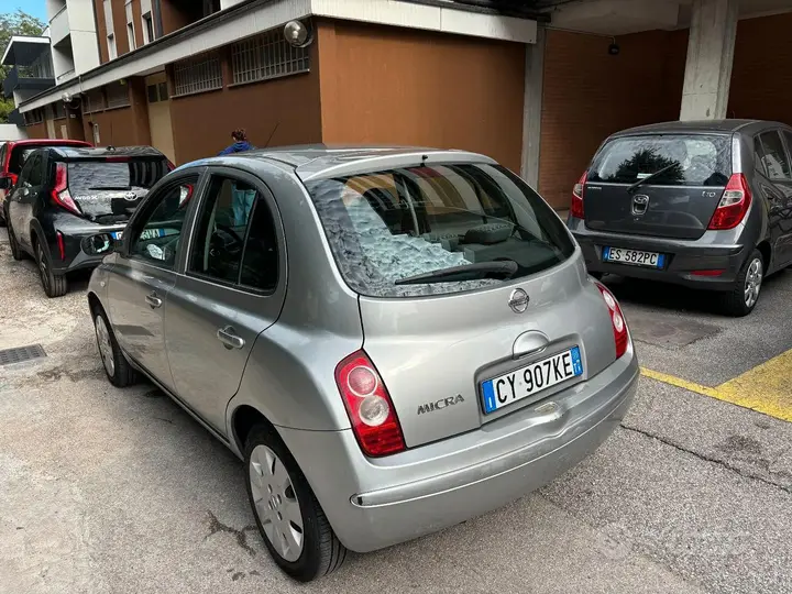 Nissan Micra 2005 photo 3