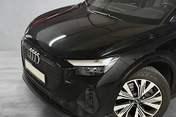 Audi Q4 E-Tron 2022 photo 4