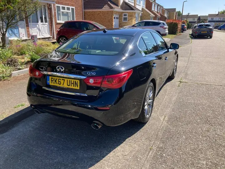 Infiniti Q50 2017 photo 2