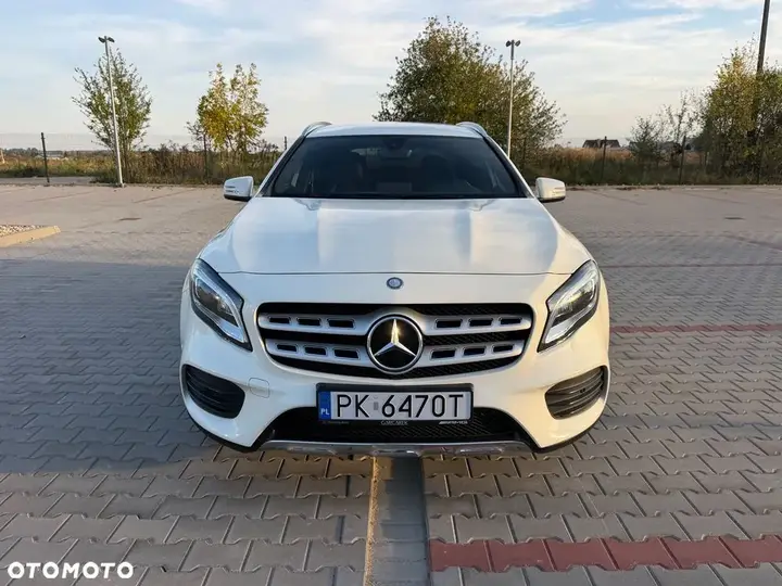 Mercedes-Benz Gla 2016 photo 2