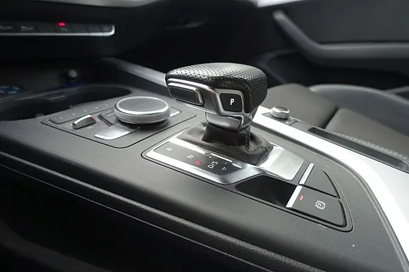 Audi A4 2016 photo 5