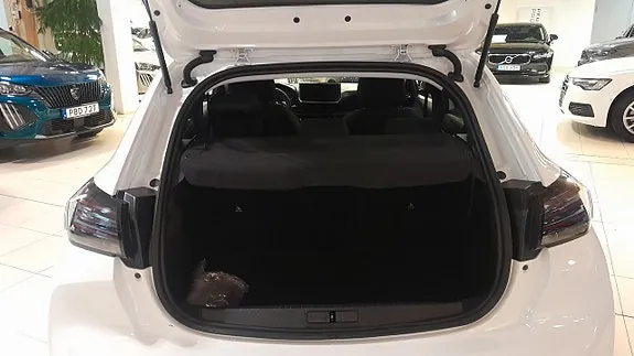 Peugeot 208 2025 photo 5