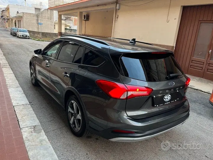 Ford Focus 2020 photo 5