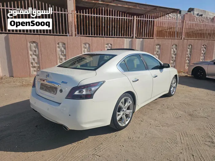 Nissan Maxima 2012 photo 2
