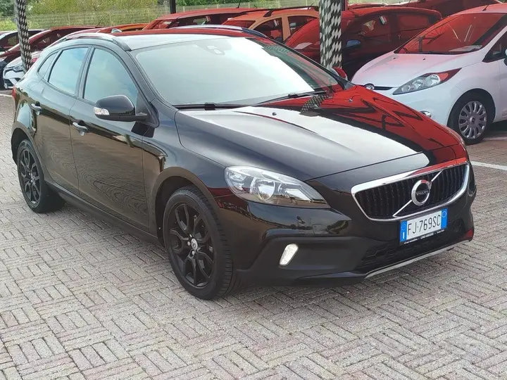 Volvo V40 2017 photo 4