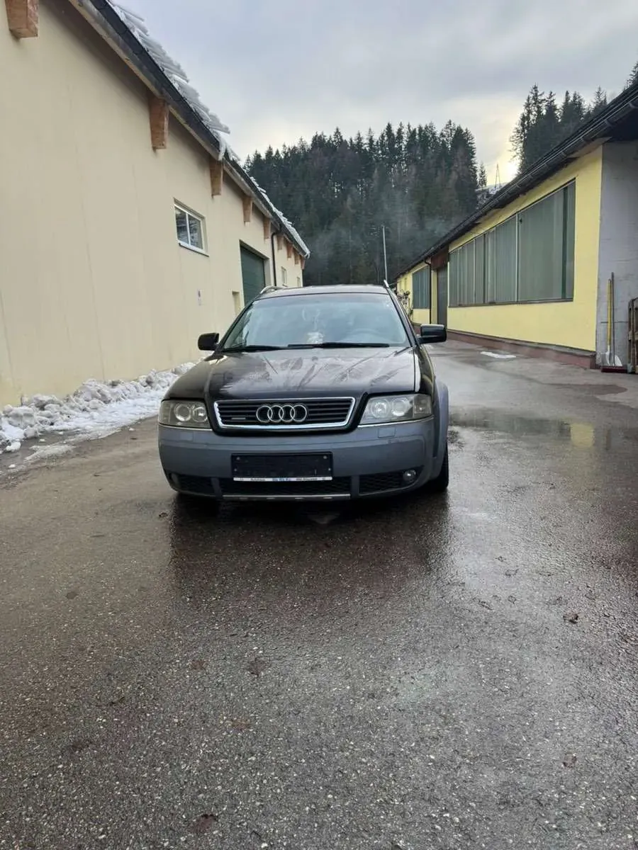Audi A6 Allroad 2004 photo 2