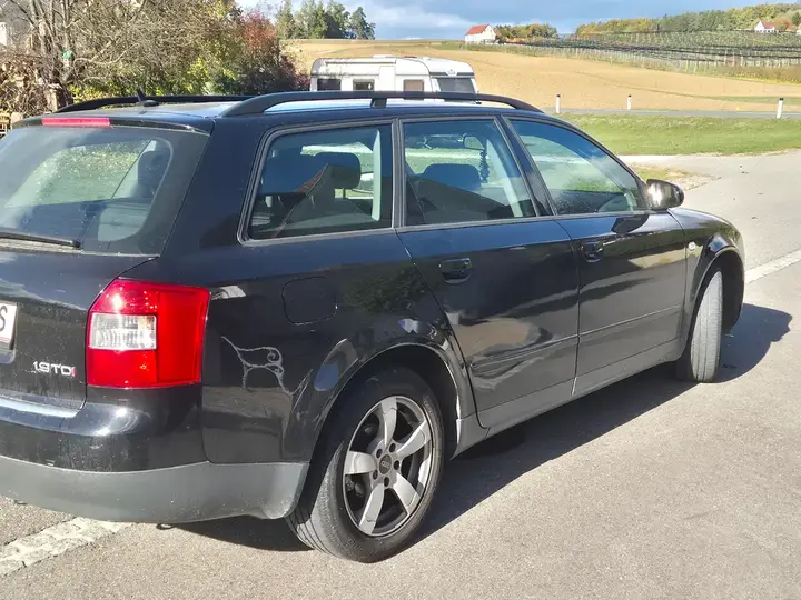 Audi A4 Avant 2002 photo 2