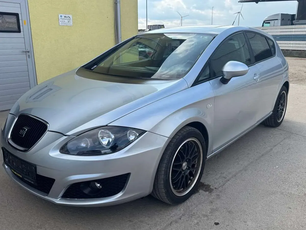Seat Leon 2010 photo 3