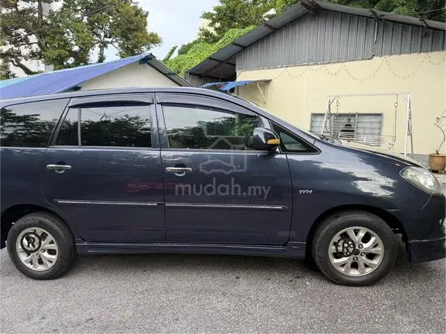 Toyota Innova