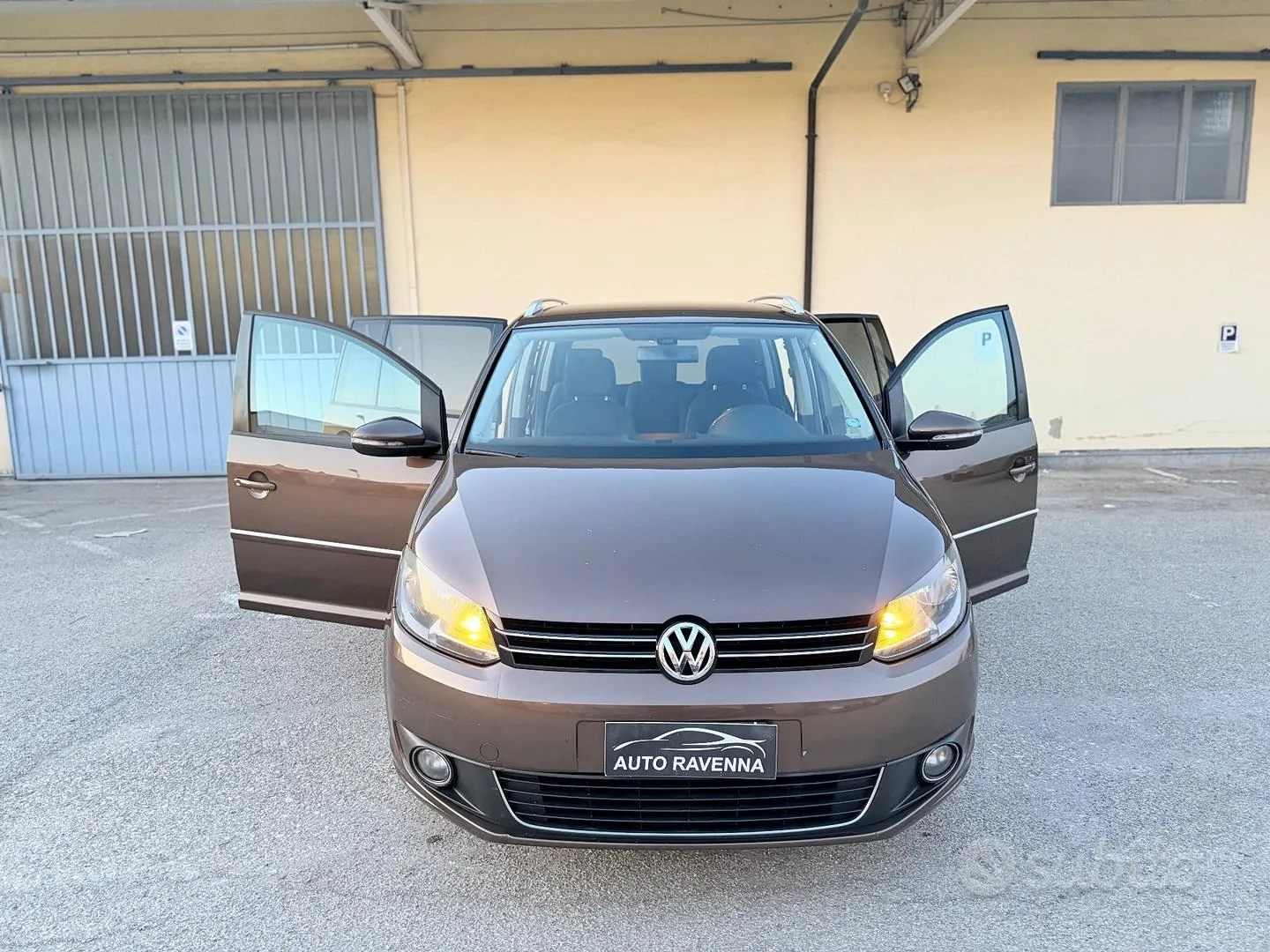 Volkswagen Touran 2014 photo 5