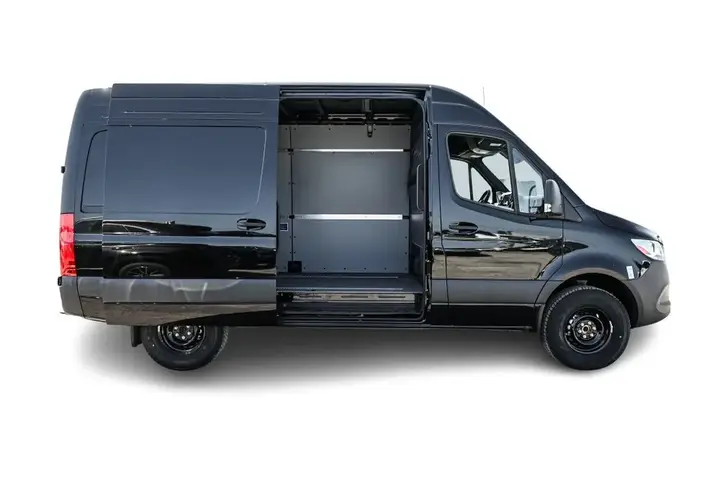 Mercedes-Benz Sprinter 2026 photo 4